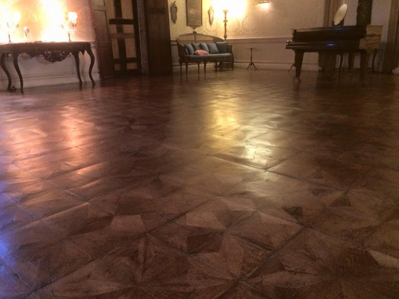 restauro pavimento in legno